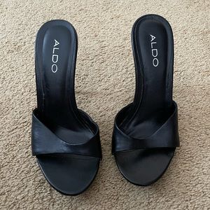 Aldo Black Leather Sandal Pumps